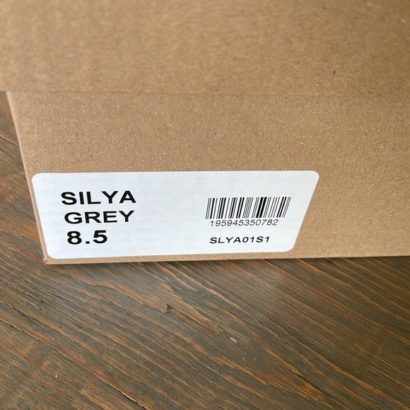 Steve Madden Silva Wedgie Sneaker - Picture 10 of 11